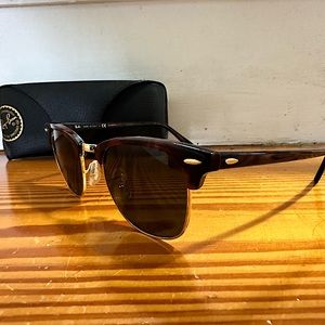 Ray-Ban Clubmaster Classic